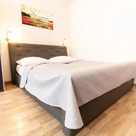 Apartment Puchsbaumgasse Vienna Esterno foto