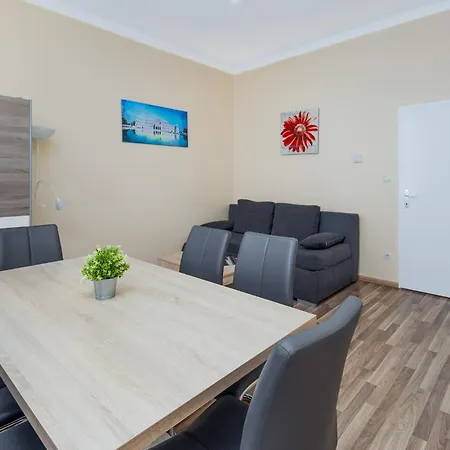 Apartment Puchsbaumgasse Vienna Esterno foto
